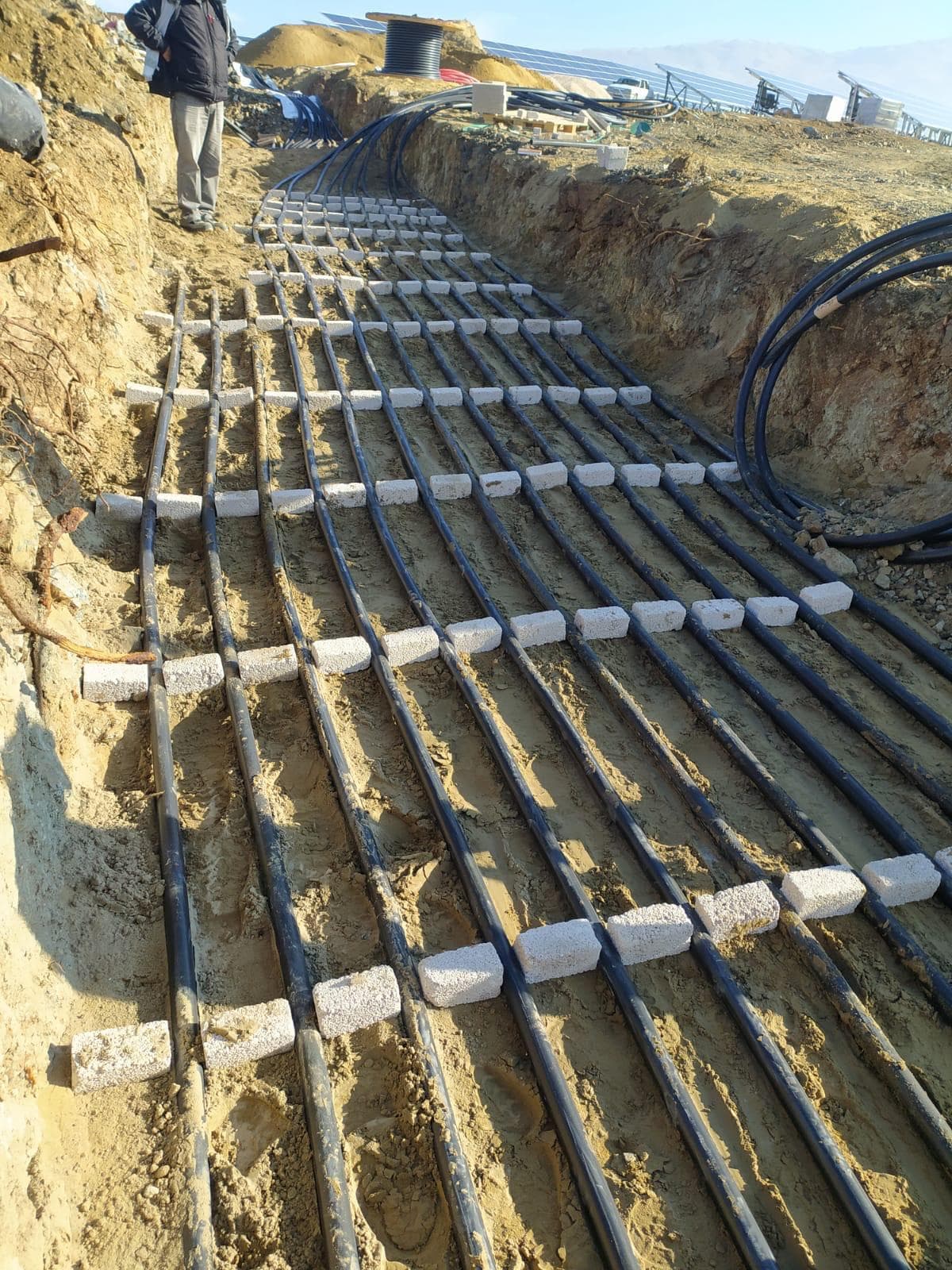 DC kablo yatağı döşeme