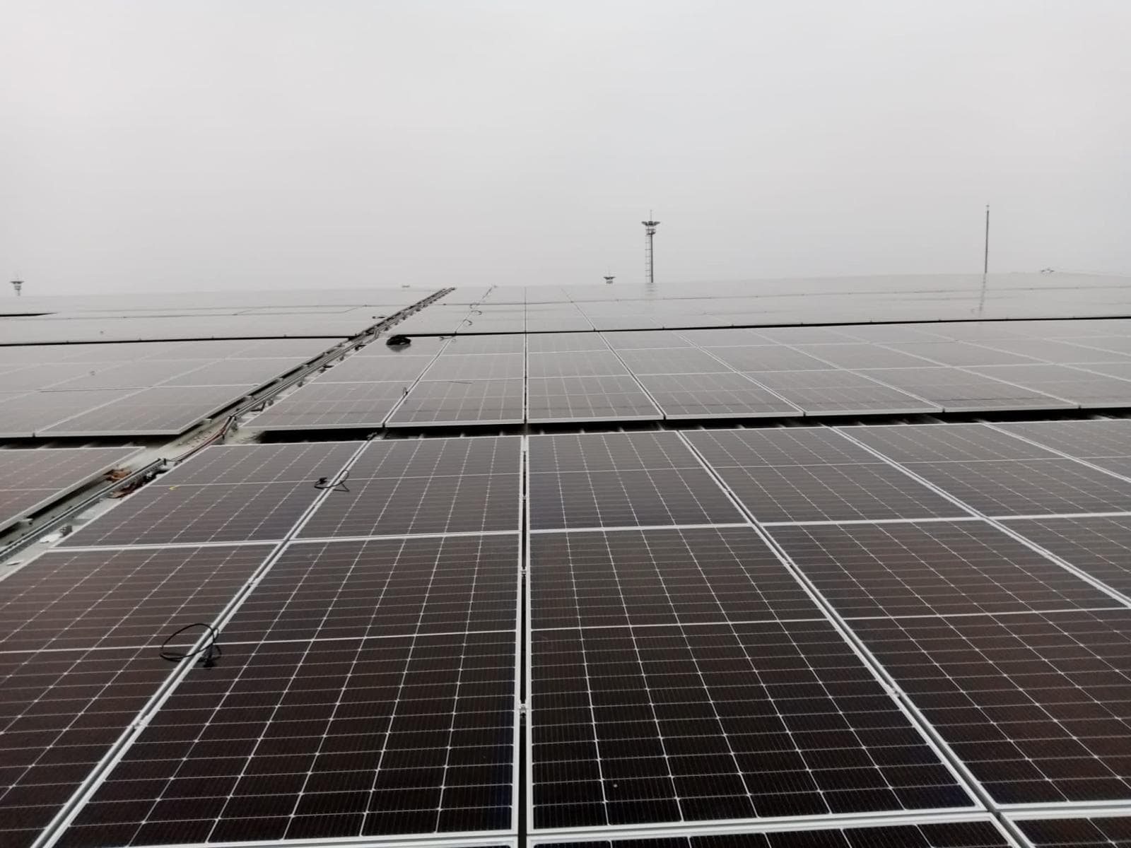 Endüstriyel çatı GES kurulumu