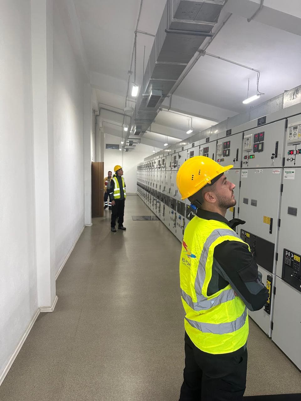 Schneider Electric OG hücreleri