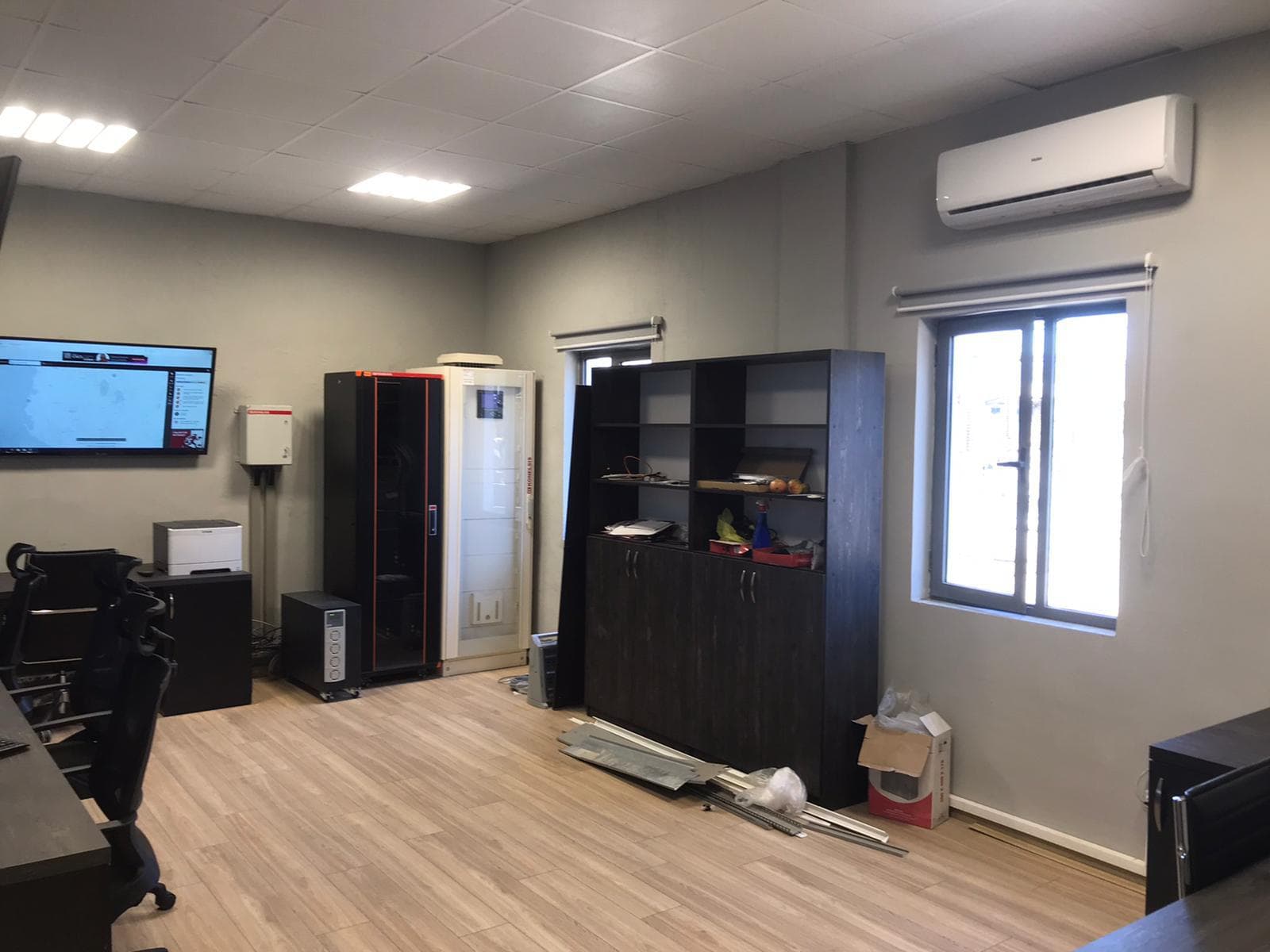 Sunucu odası ve izleme sistemleri